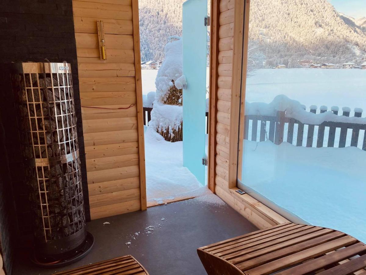 Forest Chalet, 15 Min To Salzburg Olt Town, And Most Beautiful Lakes, Secluded Location, 1,000 Sqm Garden, Mountainview, Panorama Sauna, Bath Whirlpool, Bbq&Bikes&Sunbeds For Free, Up To 10 P Golling an der Salzach Kültér fotó